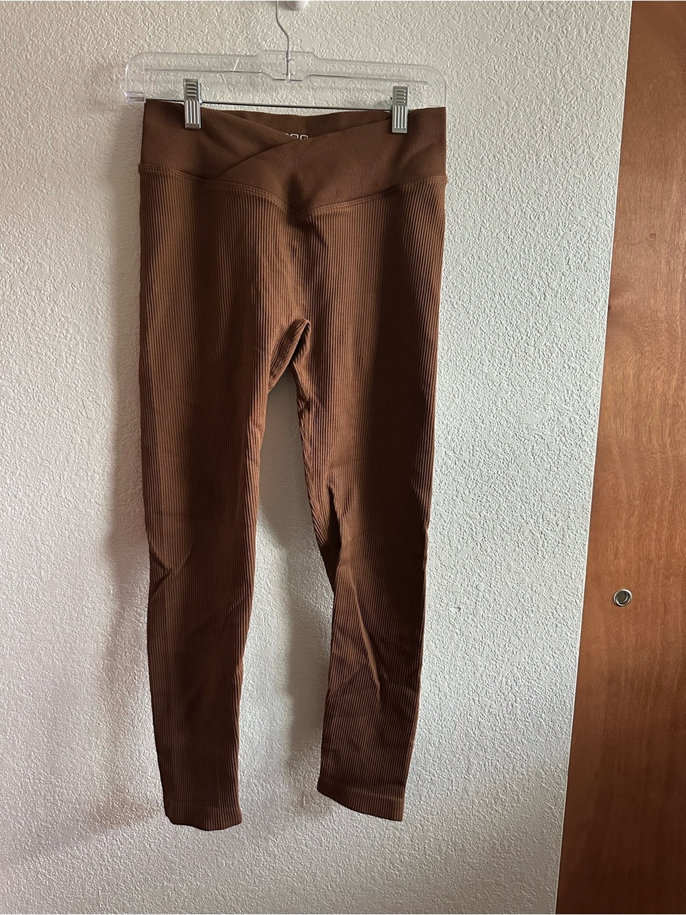 Women Brown Ribbed Leggings - Comfort Stretch